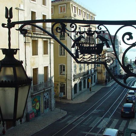 Hall Chiado Lisbon Exterior photo